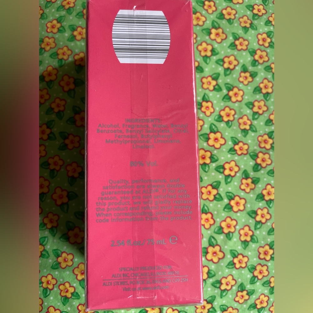 FREE W/ PURCHASE Perfume Young Sports for Women - Picture 4 of 4